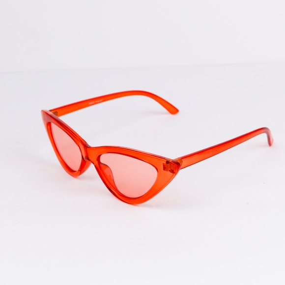 Accessories - Deb & Dave Cateye Sunglasses